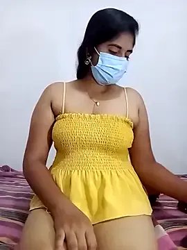 Group SLZAARA on StripChat