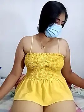 Group SLZAARA on StripChat