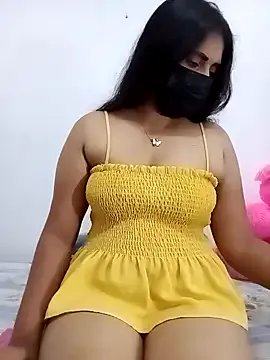 Group SLZAARA on StripChat