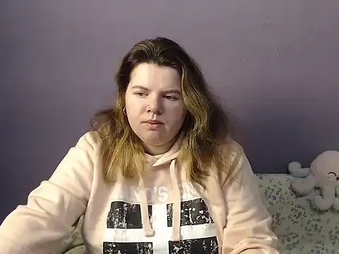 Freechat so_shy on StripChat