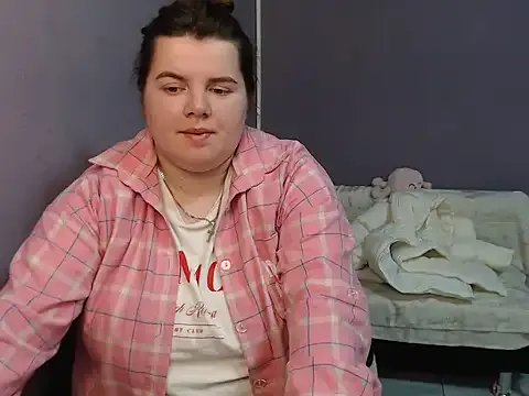 Freechat so_shy on StripChat