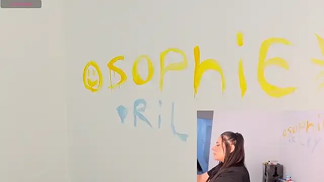 Freechat SophieCurves on StripChat