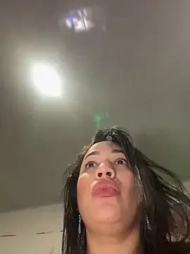 Private SQUIRTINGQUEEN11 on StripChat