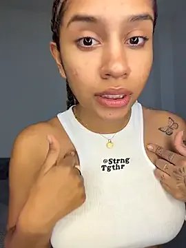 Freechat stormyy_ on StripChat