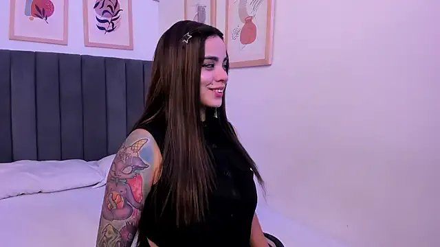 Freechat SuccubusDolly on StripChat