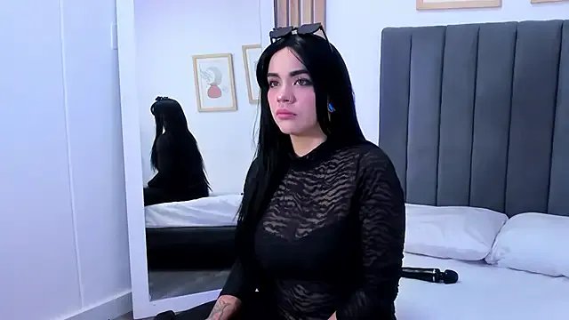 Freechat SuccubusDolly on StripChat