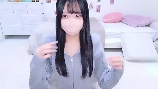 Group Suzu_ch_xx on StripChat