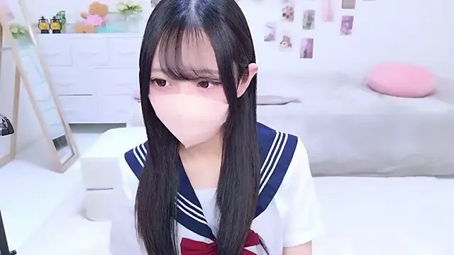 Group Suzu_ch_xx on StripChat