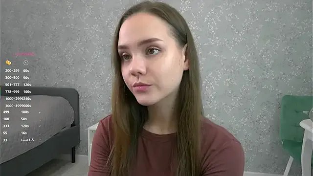 Freechat SweetSaraPie on StripChat