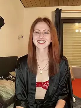 Freechat SweetSeraphine on StripChat