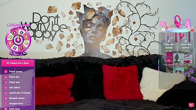 Freechat Tara_Bloss on StripChat