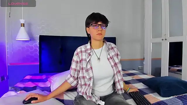 Freechat Tsuki_Maru on StripChat