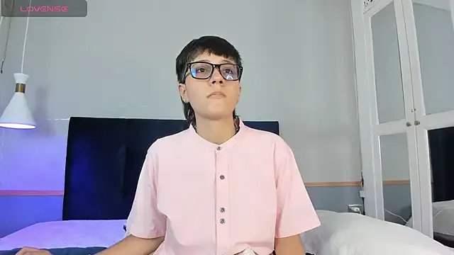 Freechat Tsuki_Maru on StripChat