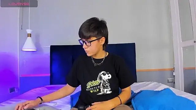 Freechat Tsuki_Maru on StripChat