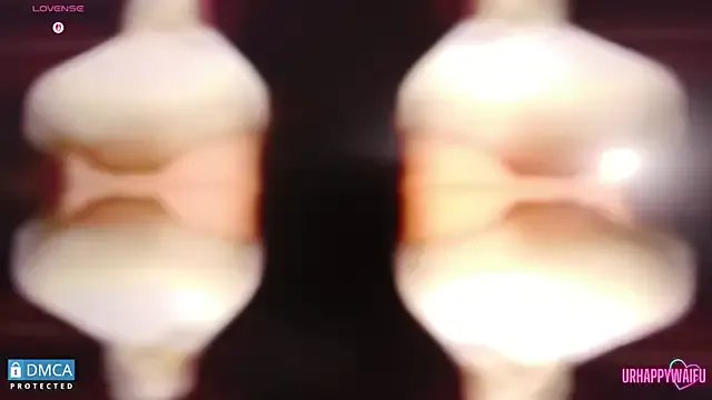 urhappywaifu on StripChat