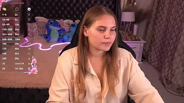 VinnaSky on StripChat 