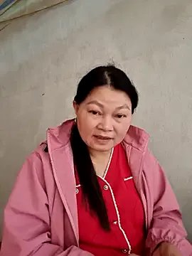 yoowwmr on StripChat 