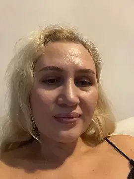 Private YourBlondee on StripChat