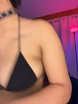 Freechat ZahaRose on StripChat